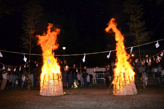 大我井神社火祭り